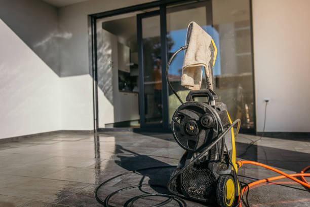 Best Parking Lot and Garage Cleaning  in East Palatka, FL